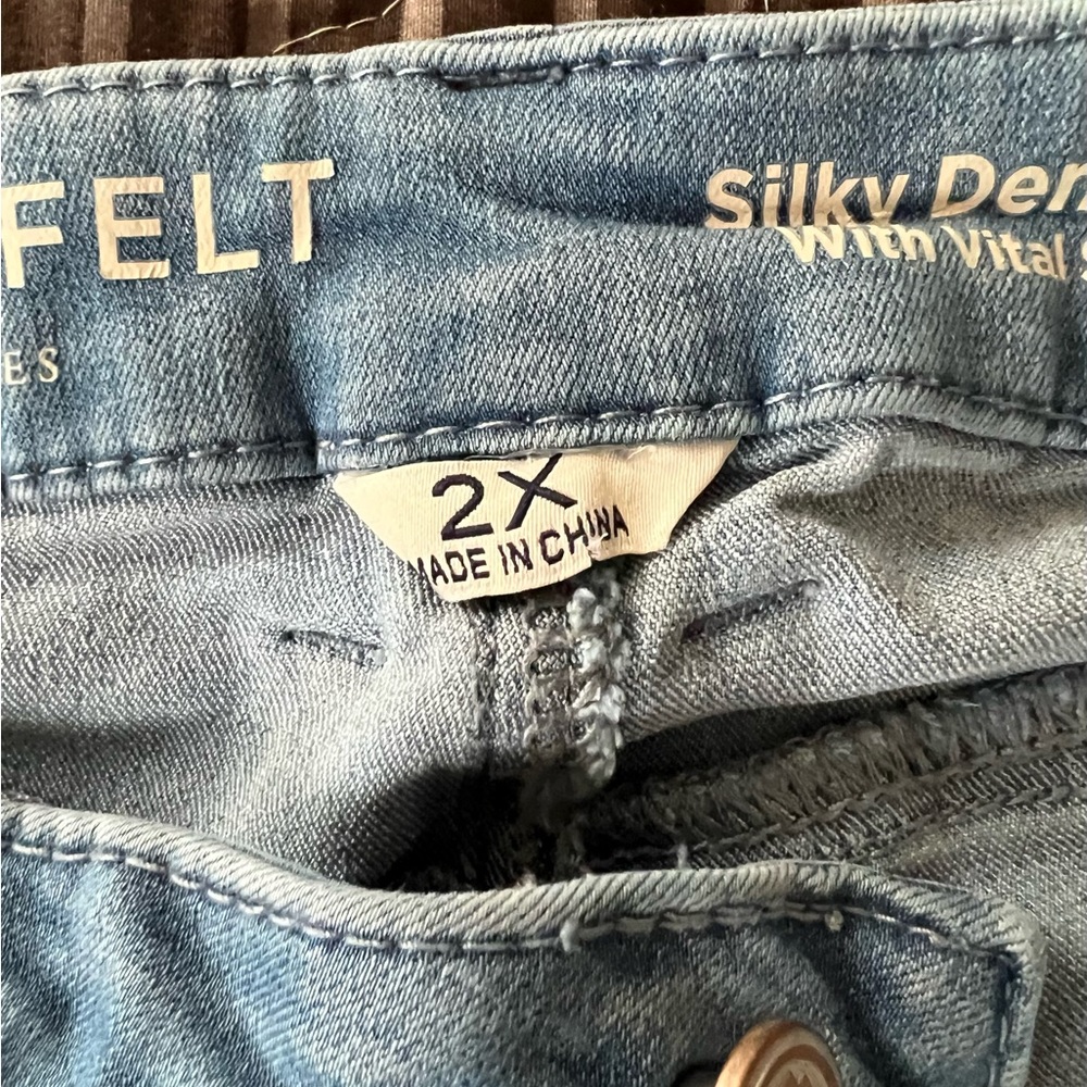 SOLD - Picture 4 of 7